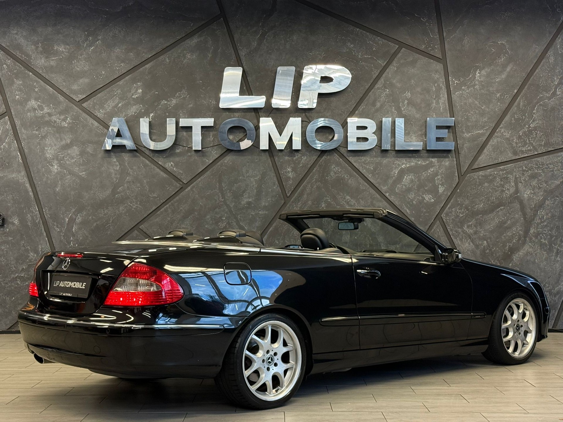 MERCEDES-BENZ CLK 200 Kompr. Avantgarde Grand Ed. Aut.-image-5