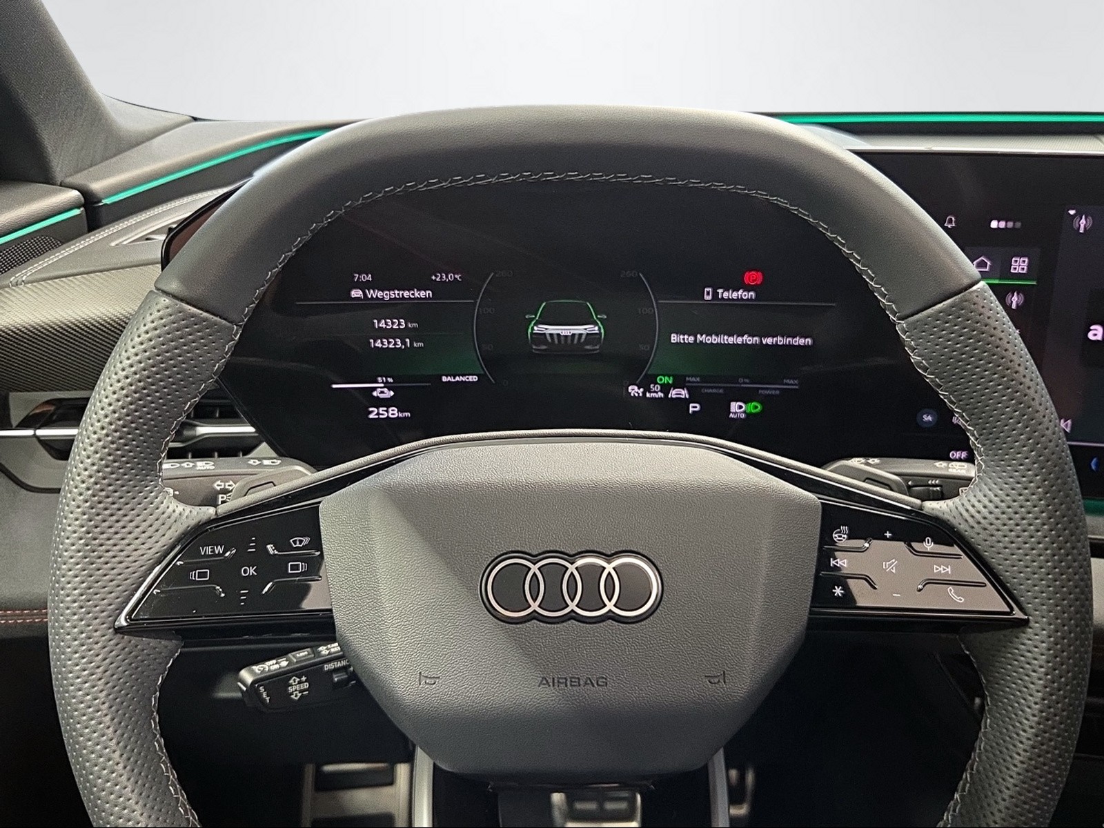 AUDI SQ6 e-tron quattro-image-11