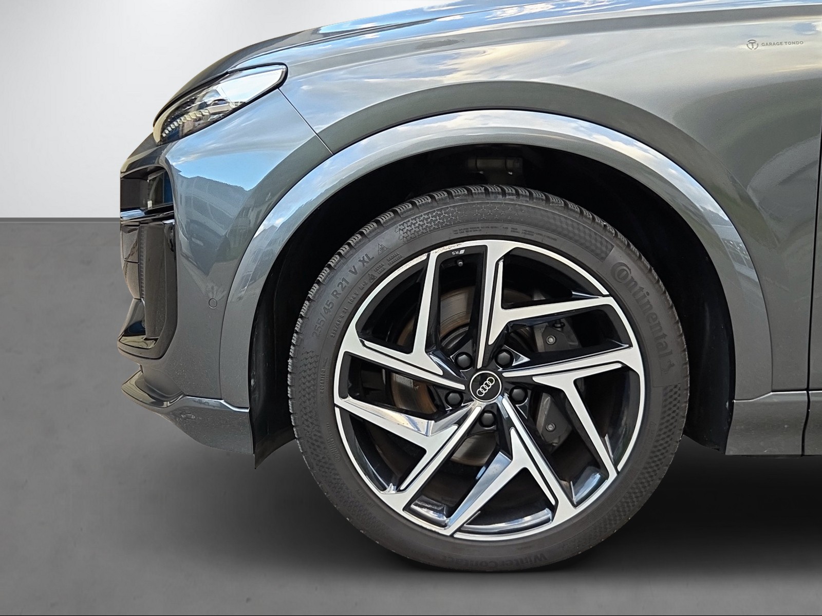 AUDI SQ6 e-tron quattro-image-4