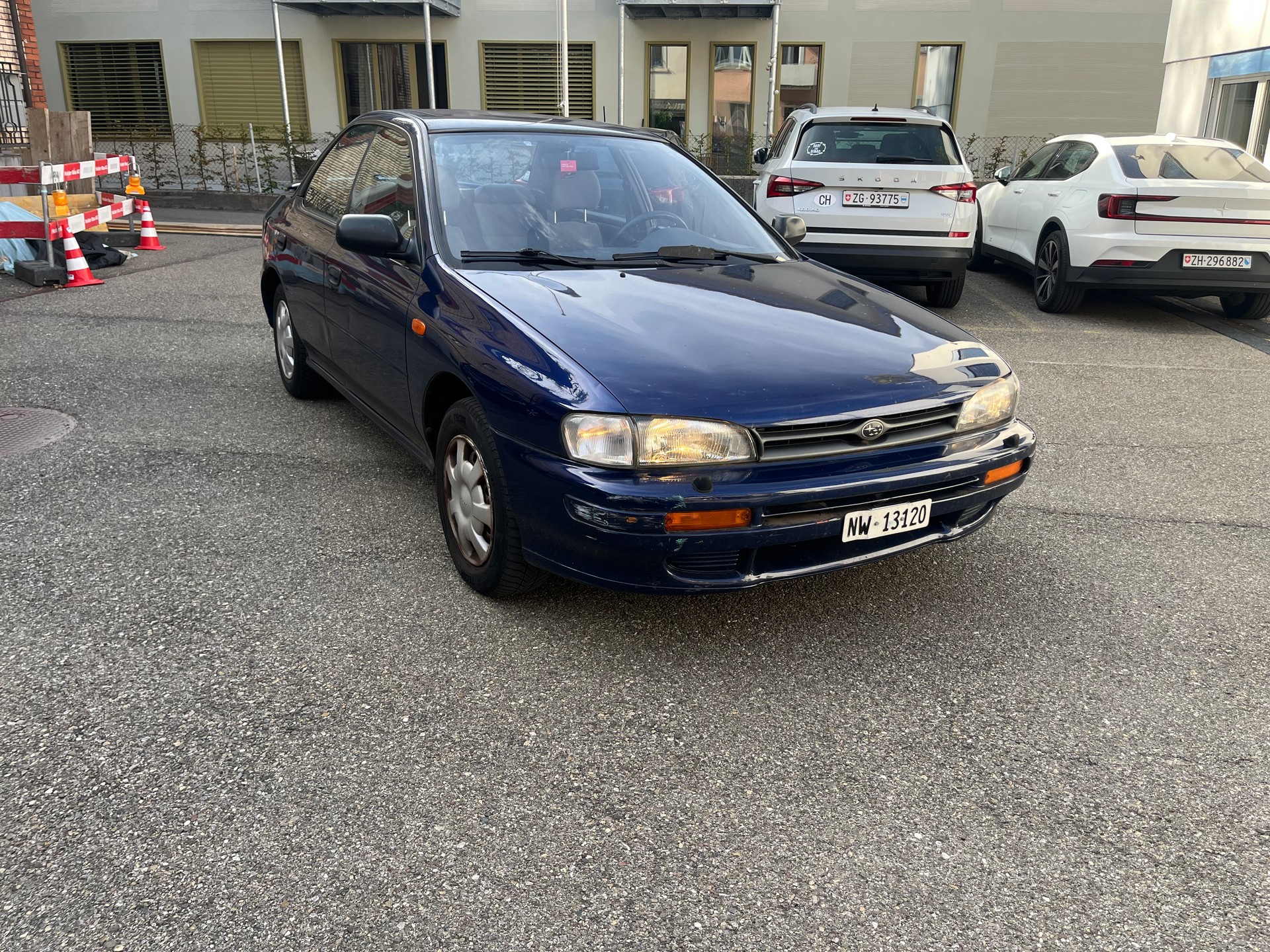 SUBARU Impreza 2.0 A ABS-image-1