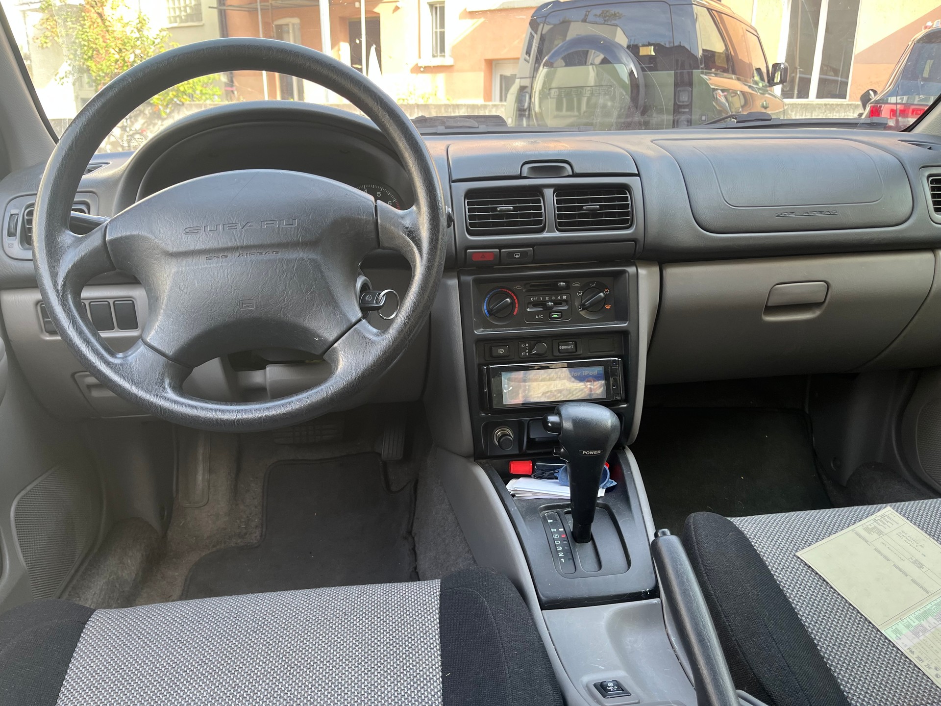 SUBARU Impreza 2.0 A ABS-image-5