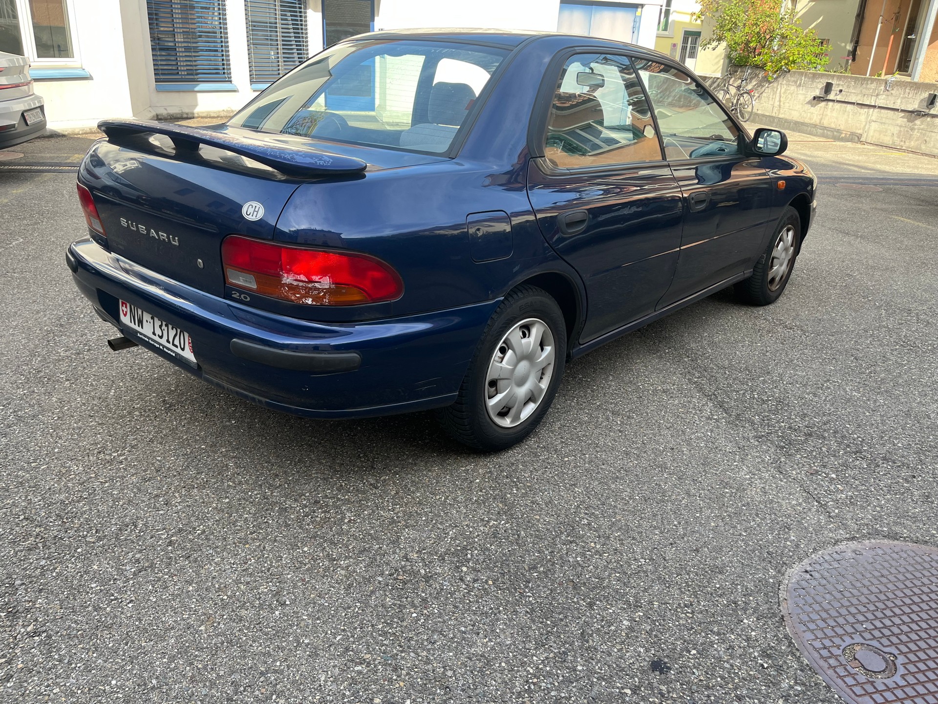 SUBARU Impreza 2.0 A ABS-image-2