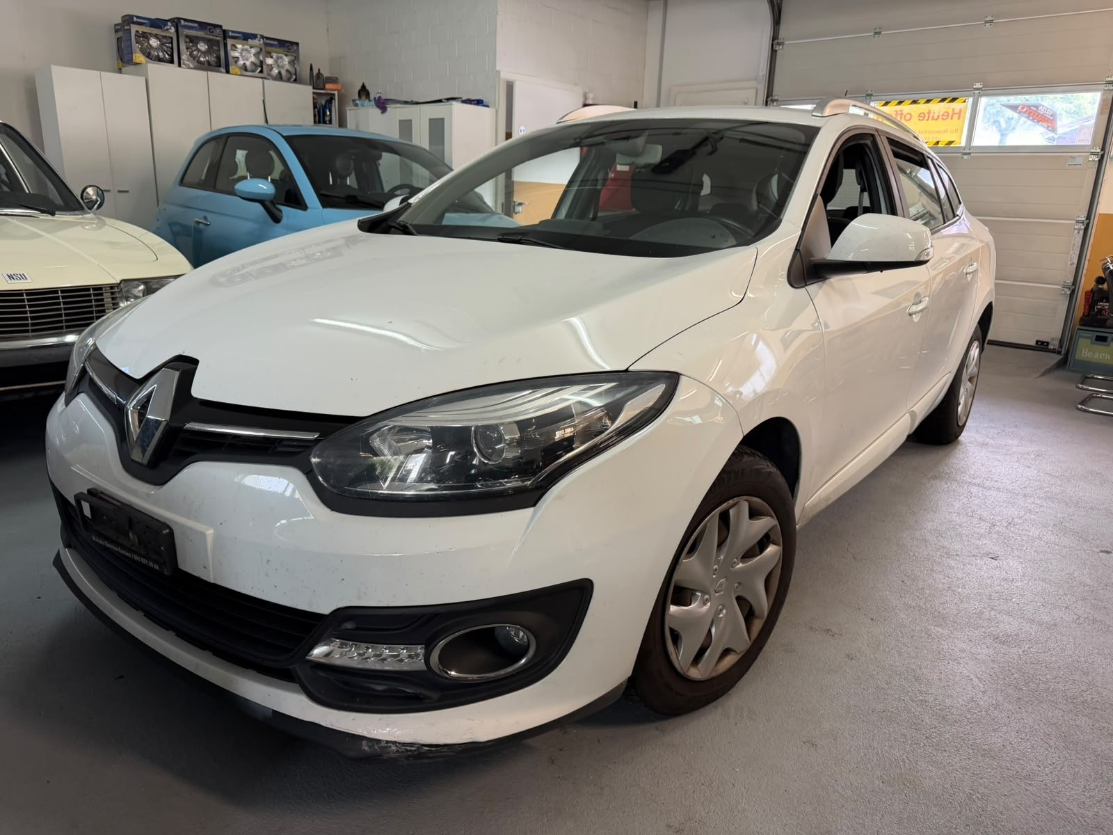RENAULT Mégane Grandtour 1.5 dCi Dynamique EDC-image-1
