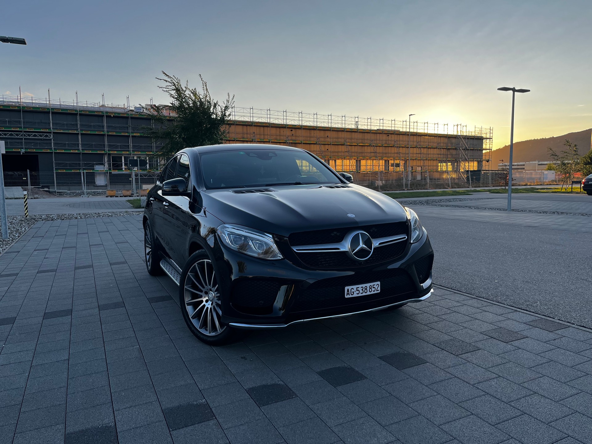 MERCEDES-BENZ GLE 350 d-image-2
