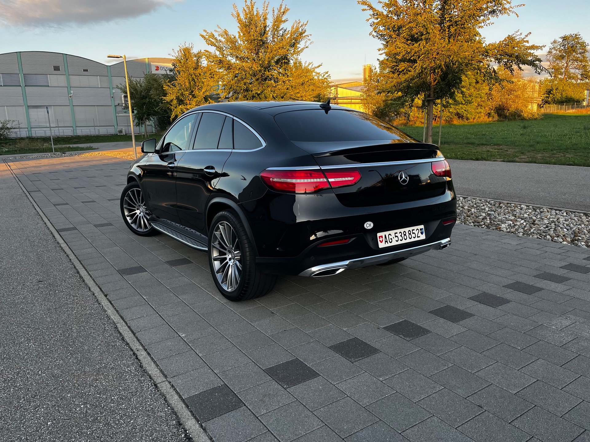 MERCEDES-BENZ GLE 350 d-image-0