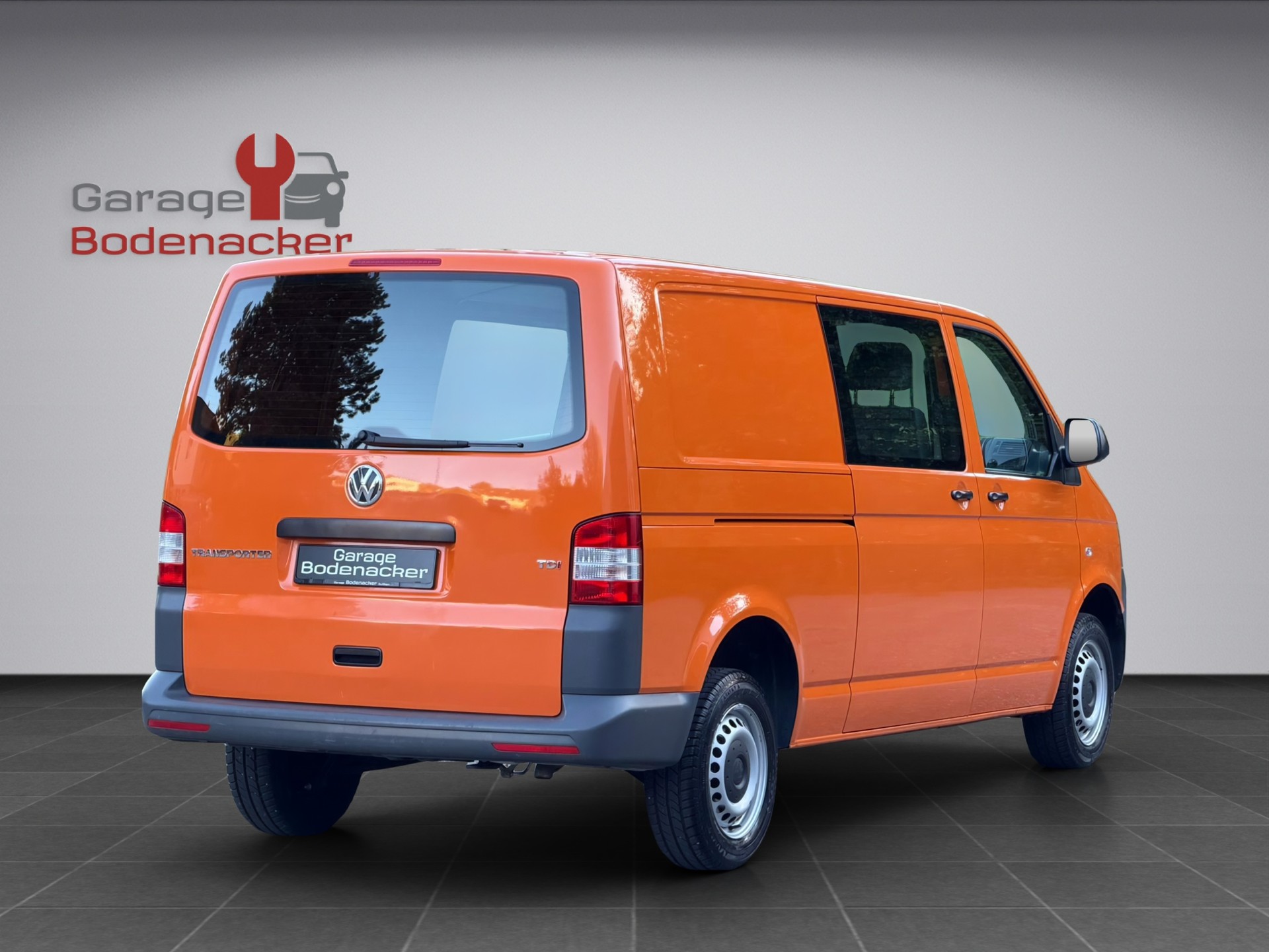 VW T5 2.0 TDI DSG-image-4