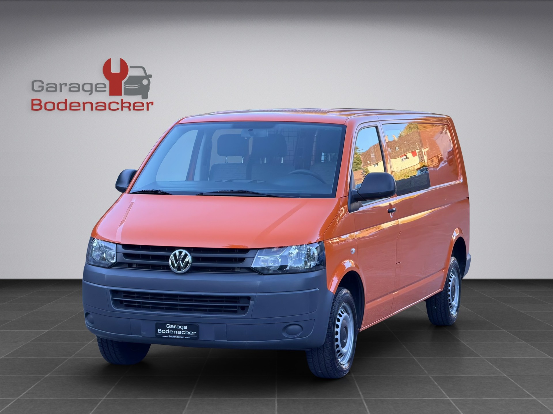 VW T5 2.0 TDI DSG-image-1