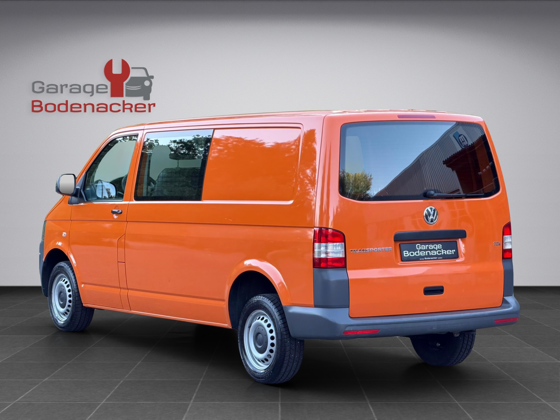 VW T5 2.0 TDI DSG-image-3
