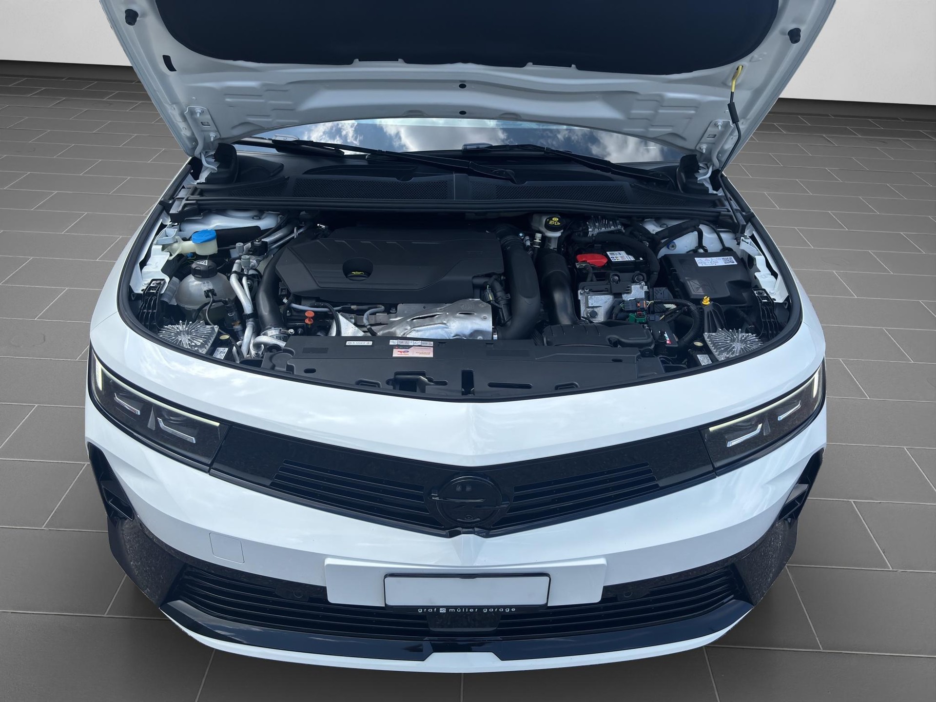 OPEL Astra Sports Tourer 1.6 T PHEV 225 GSe-image-21
