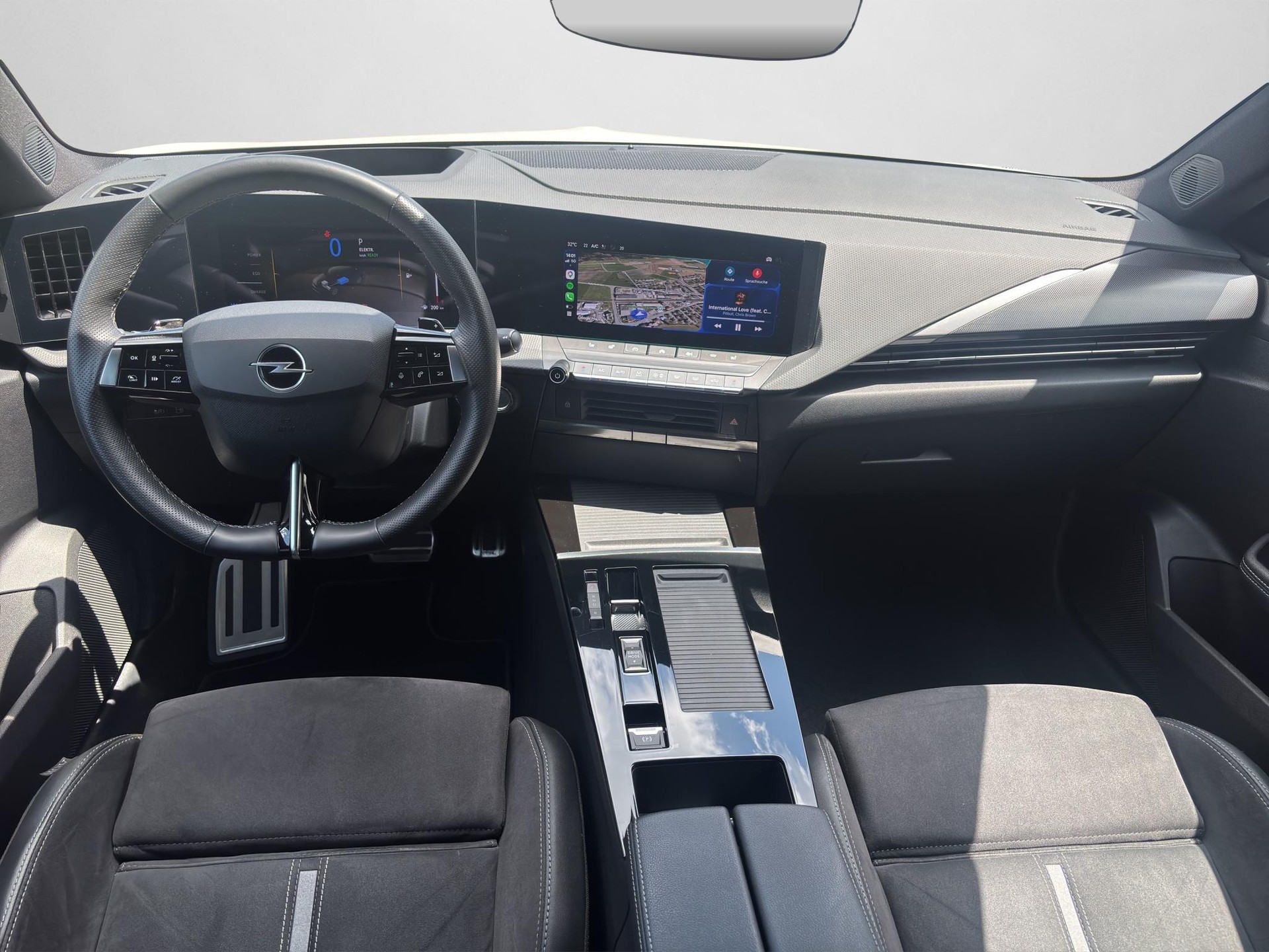 OPEL Astra Sports Tourer 1.6 T PHEV 225 GSe-image-3
