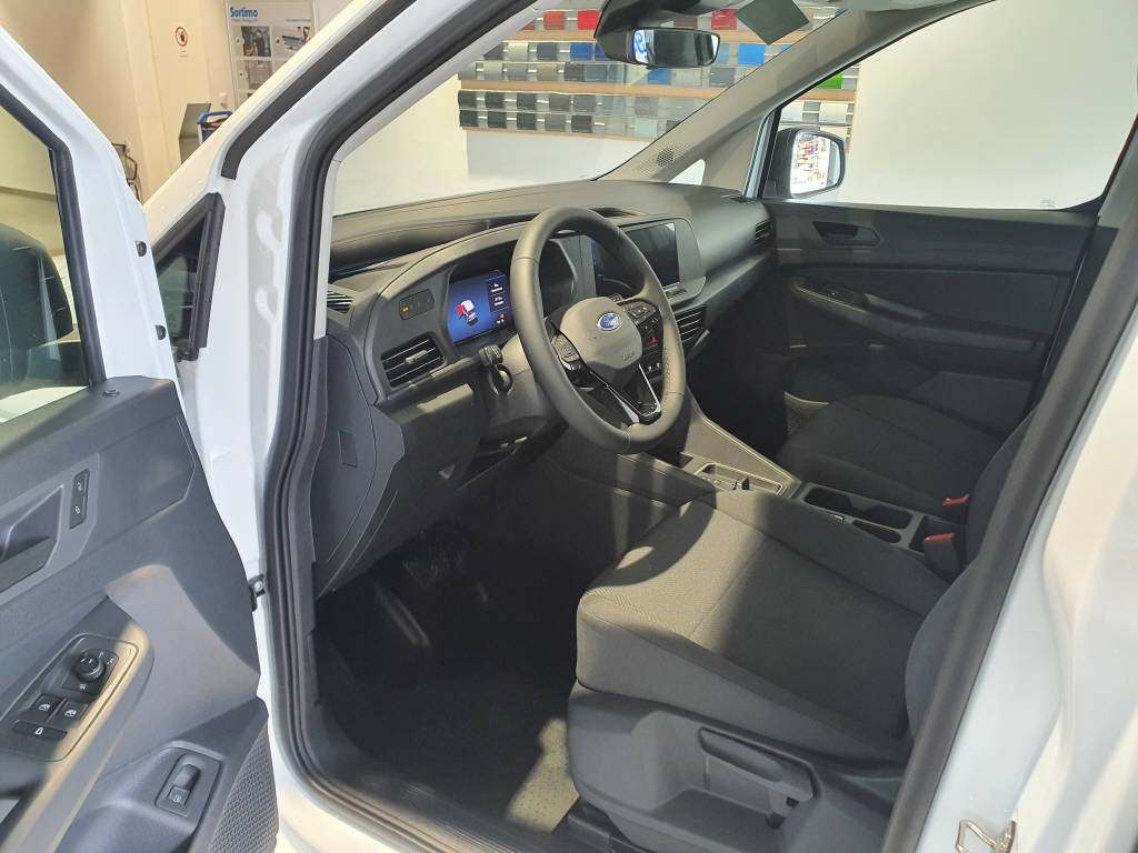 FORD Grand Transit Connect FlexCab 1.5 EcoBoost 150 Trend PHEV-image-8
