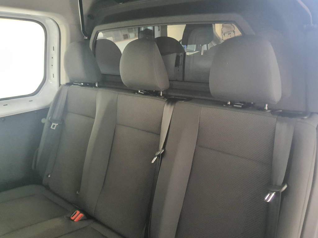 FORD Grand Transit Connect FlexCab 1.5 EcoBoost 150 Trend PHEV-image-13