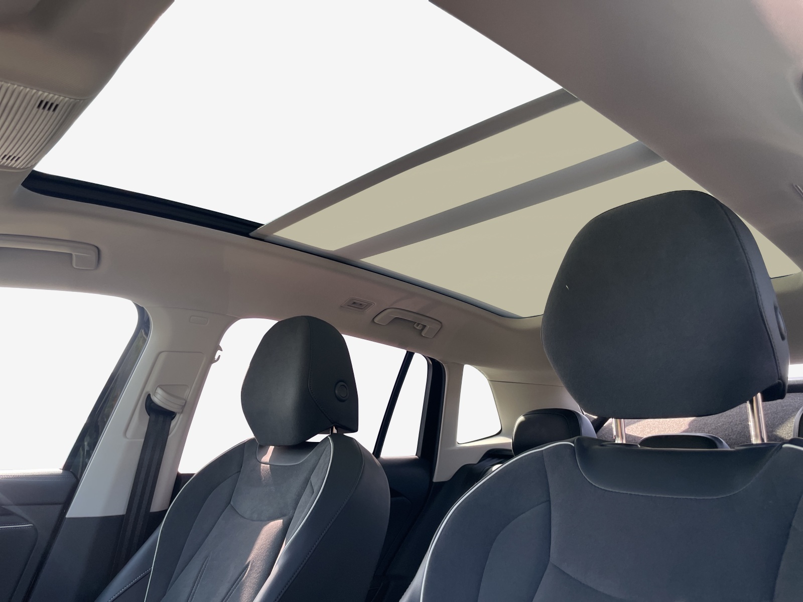 VW Tiguan 2.0 TSI DSG Elegance 4Motion-image-14