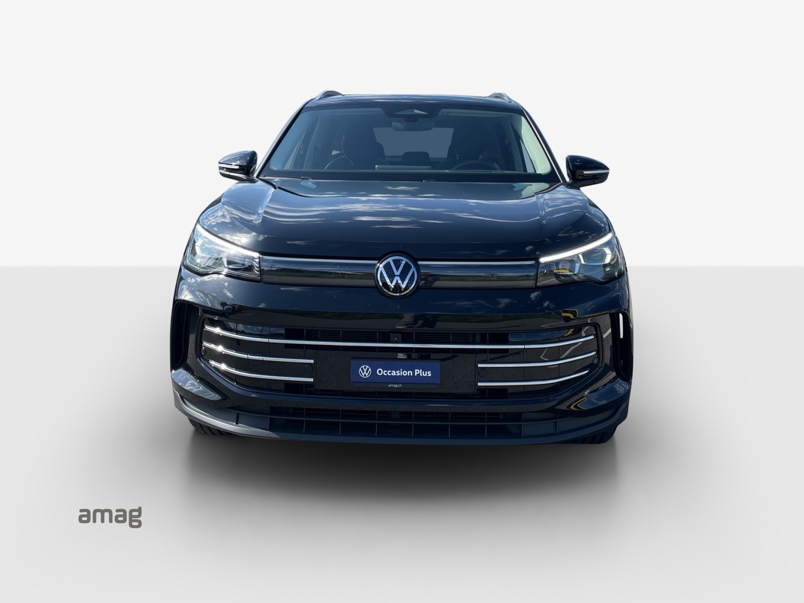 VW Tiguan 2.0 TSI DSG Elegance 4Motion-image-6