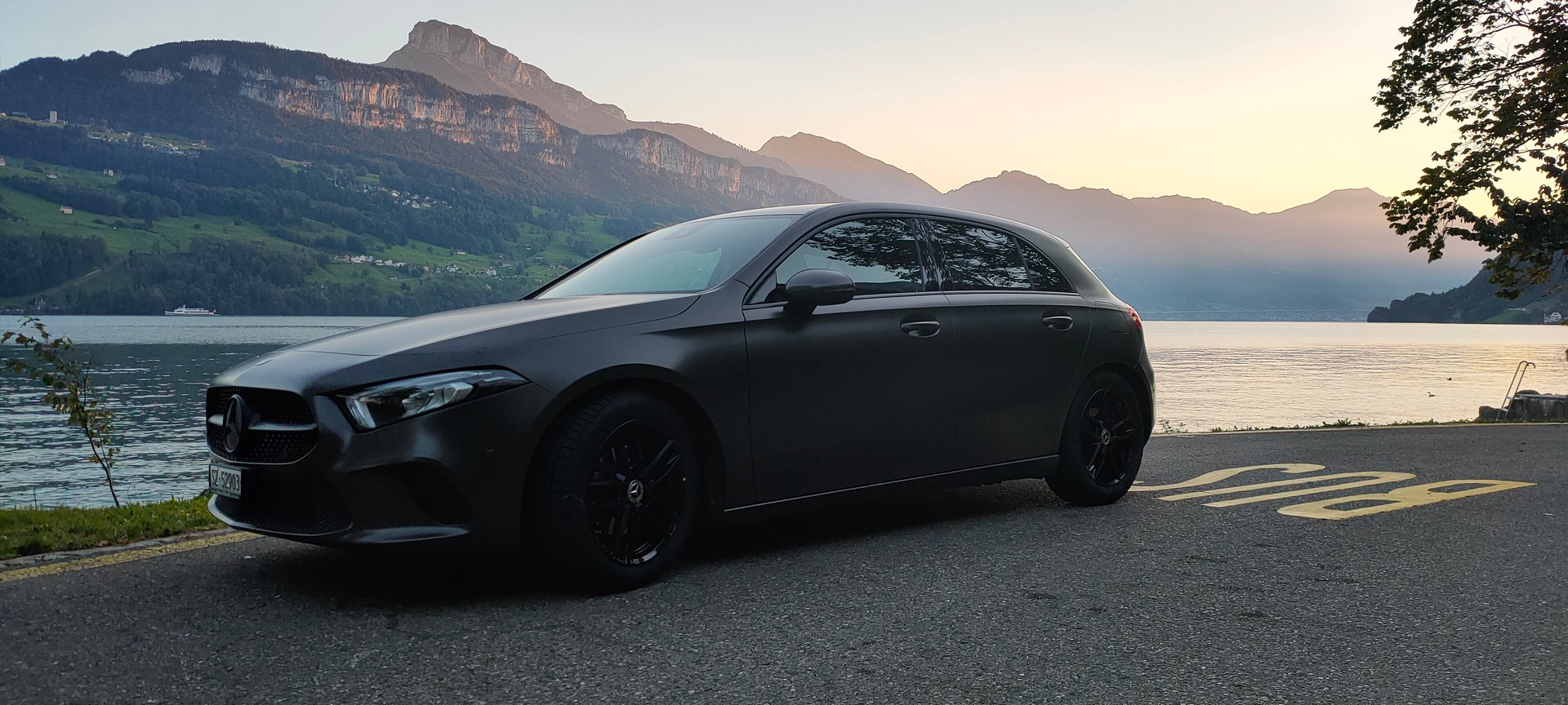 MERCEDES-BENZ A 180 d-image-1
