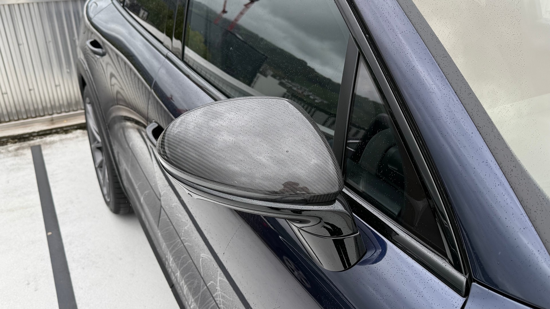 PORSCHE 4.0 V8 Turbo E-Hybrid Coupé mit GT-Paket-image-3