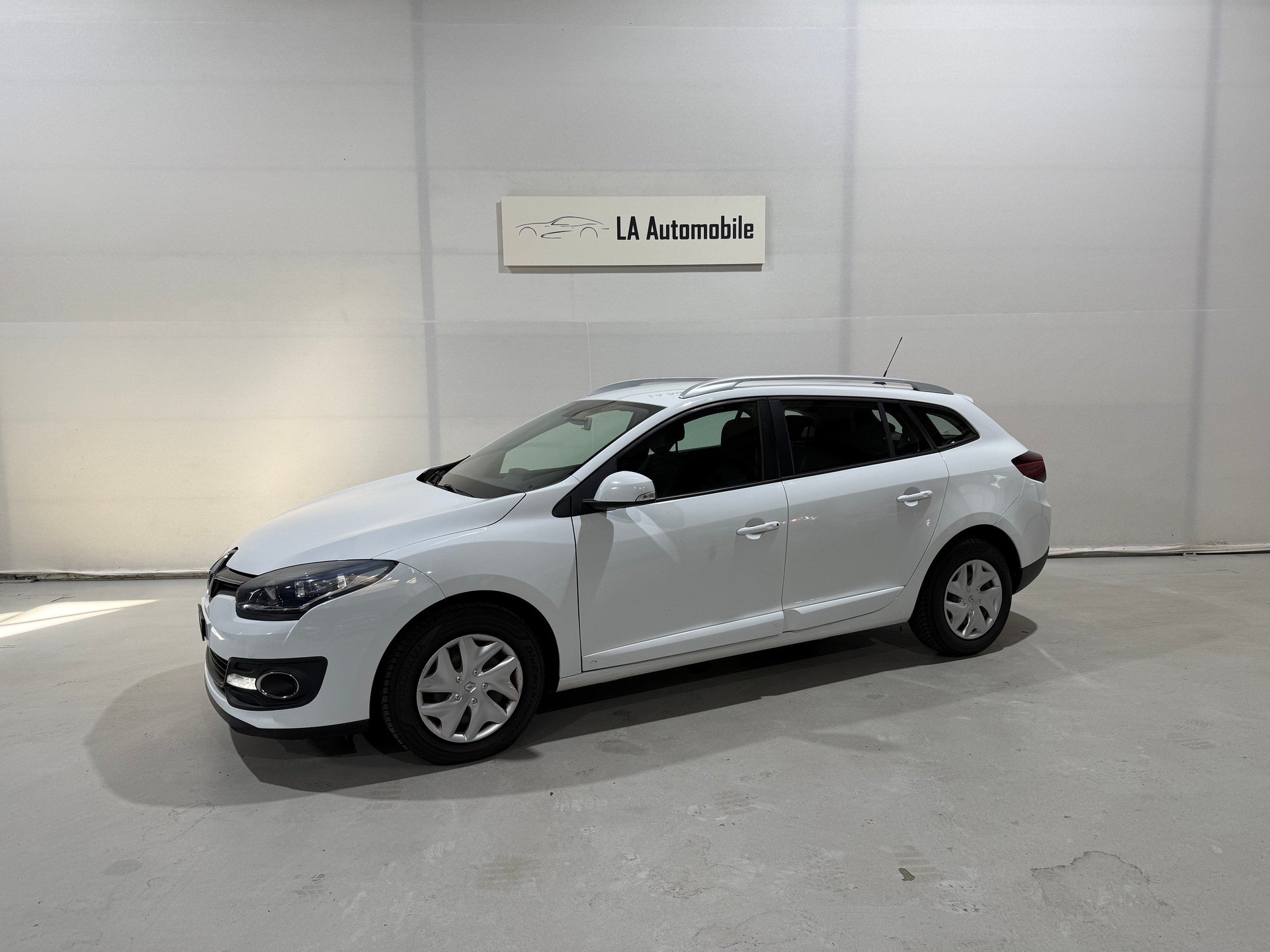 RENAULT Mégane Grandtour 1.5 dCi Bose-image-1