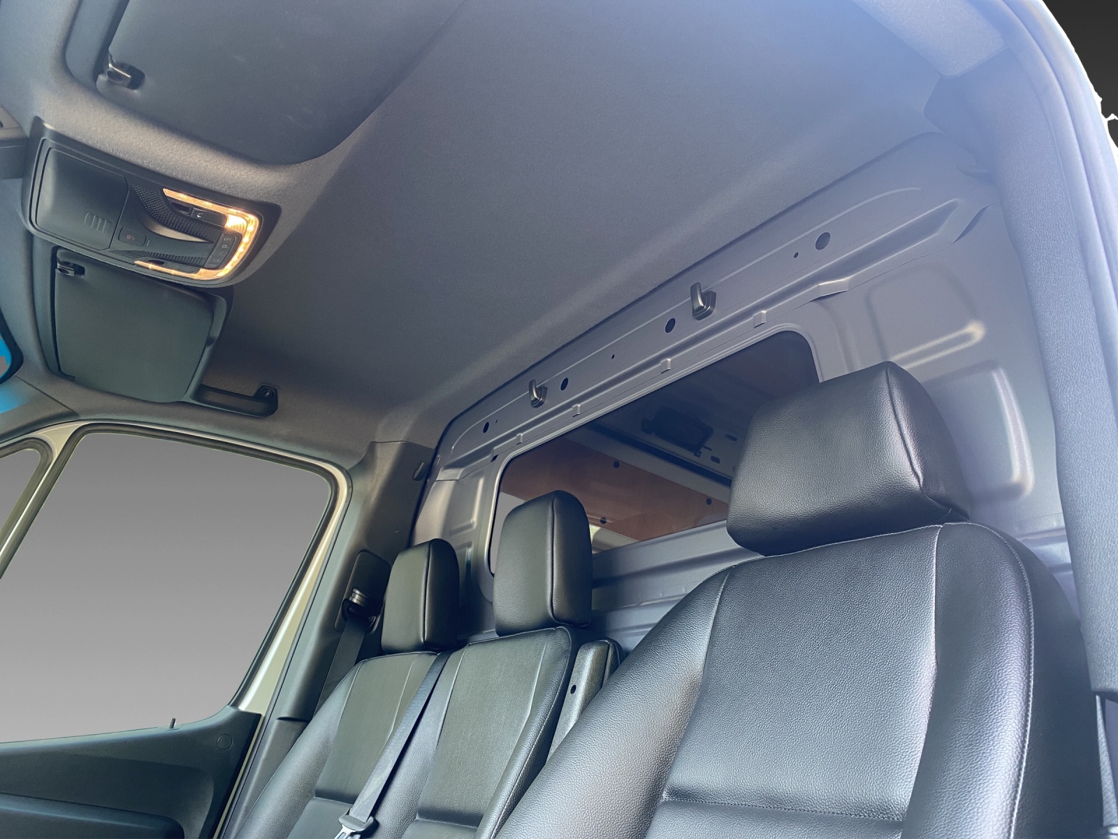 MERCEDES-BENZ Sprinter 317 CDI Standard 9G-TRONIC-image-10