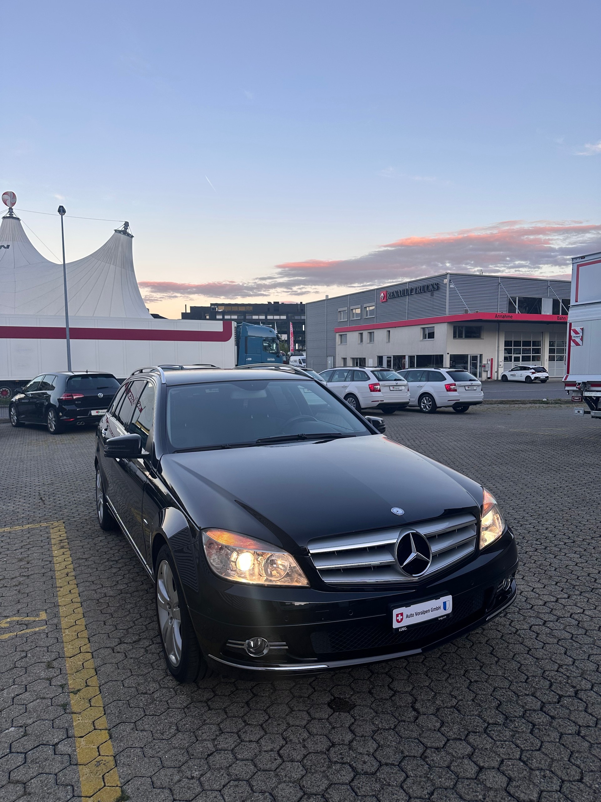 MERCEDES-BENZ C 180 Kompressor BlueEff. Avantgarde Aut. Frisch ab MFK-image-1