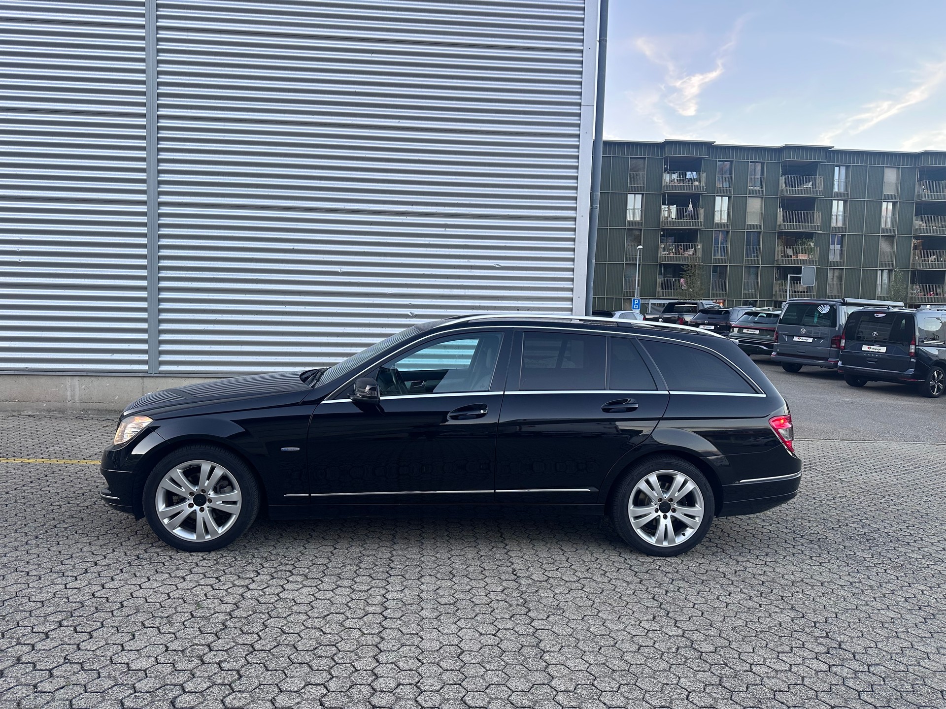 MERCEDES-BENZ C 180 Kompressor BlueEff. Avantgarde Aut. Frisch ab MFK-image-3