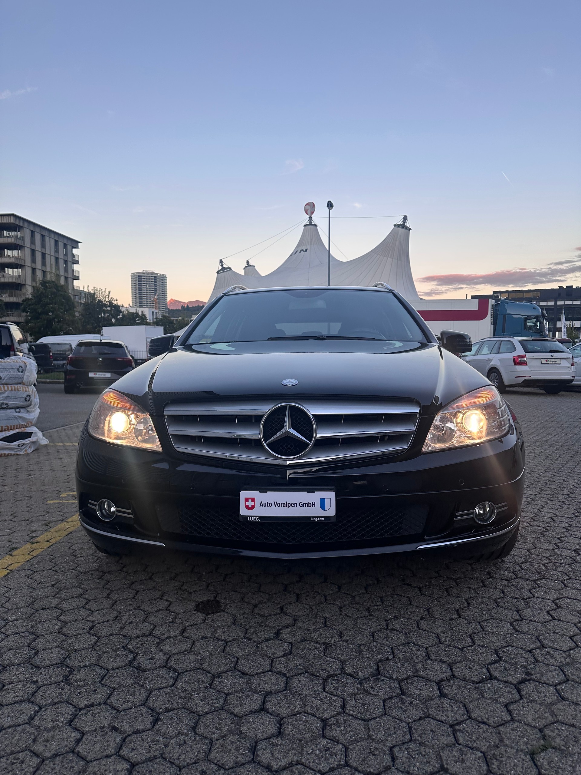 MERCEDES-BENZ C 180 Kompressor BlueEff. Avantgarde Aut. Frisch ab MFK-image-0