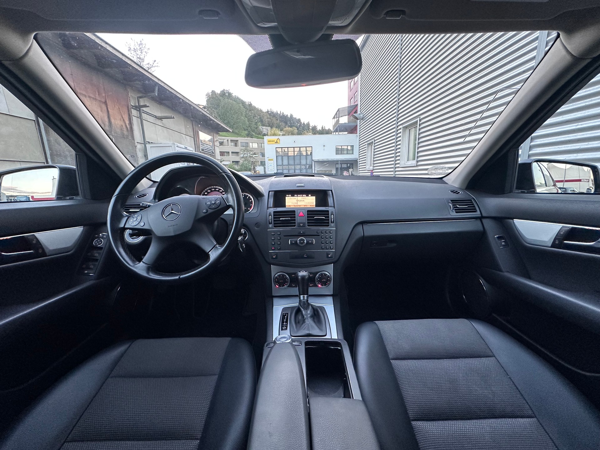 MERCEDES-BENZ C 180 Kompressor BlueEff. Avantgarde Aut. Frisch ab MFK-image-11