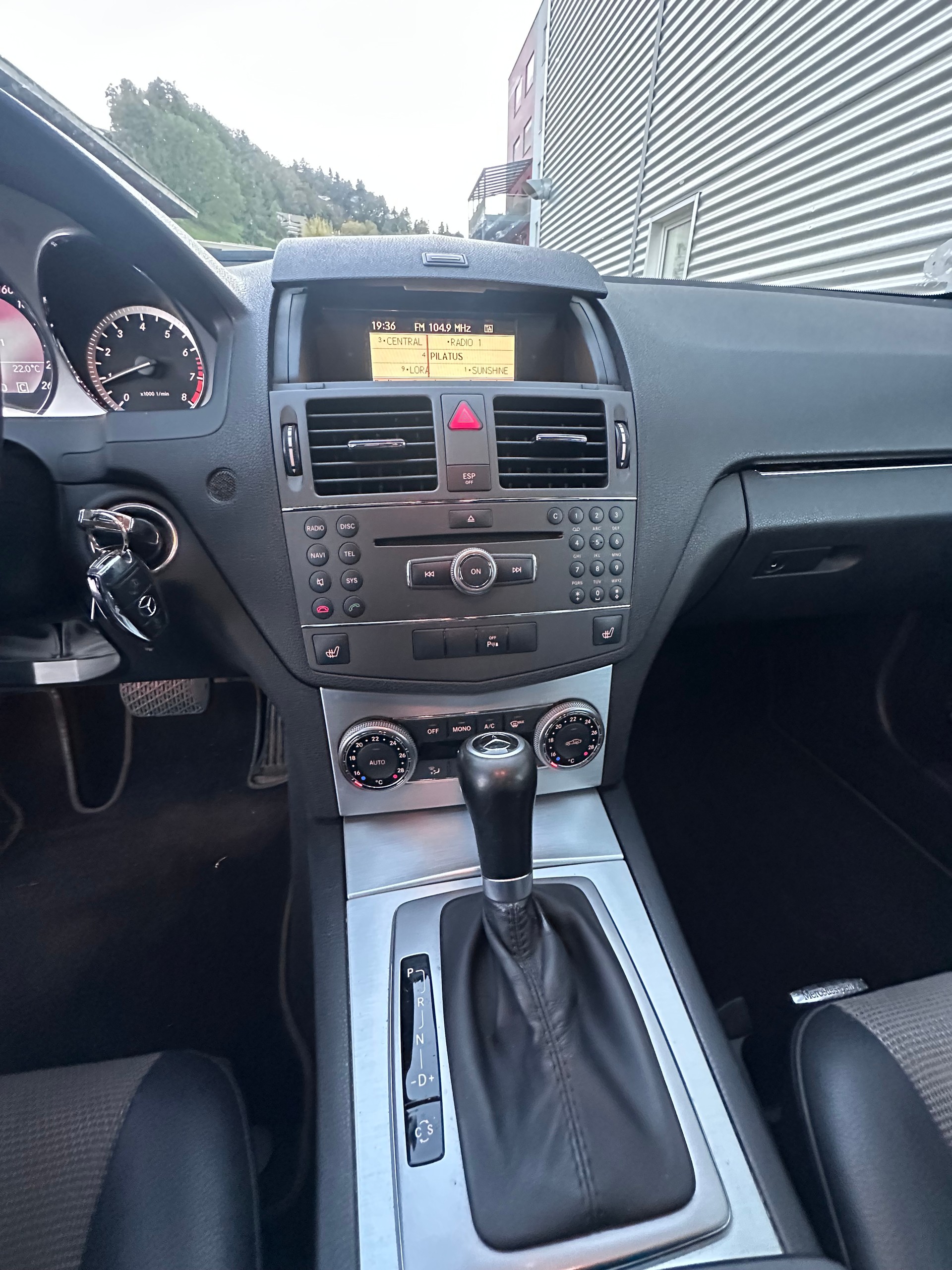 MERCEDES-BENZ C 180 Kompressor BlueEff. Avantgarde Aut. Frisch ab MFK-image-13