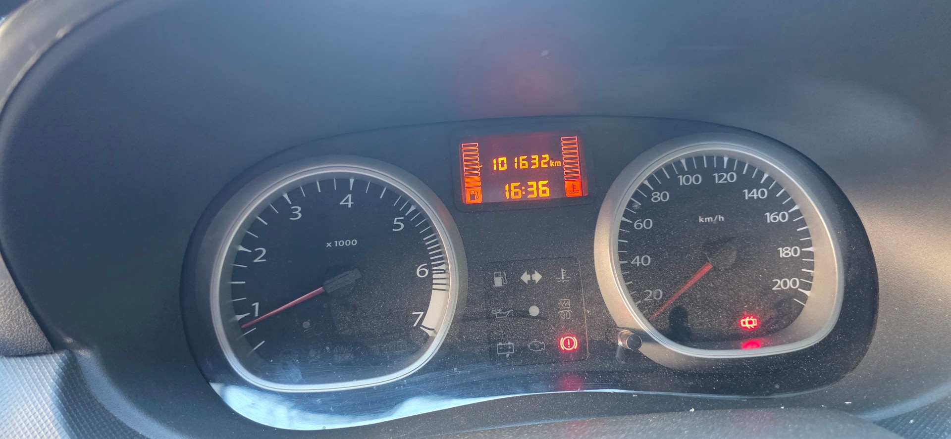 DACIA Duster 1.5 dCi Ambiance 4x4-image-12
