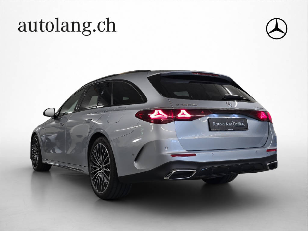 MERCEDES-BENZ E 300 de AMG Line 4Matic T-Modell-image-3