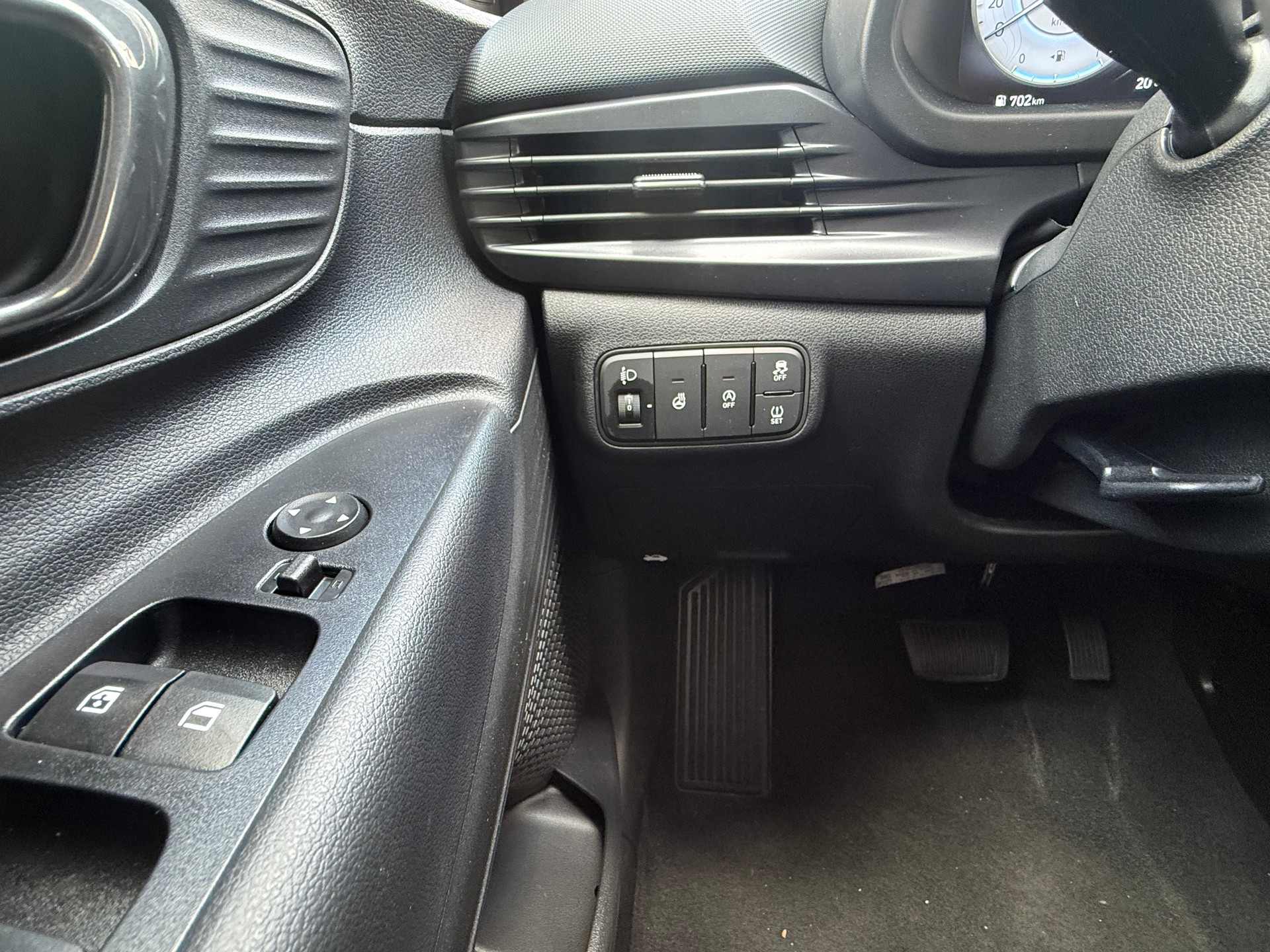 HYUNDAI i20 1.0 T-GDi Sportline DCT-image-14
