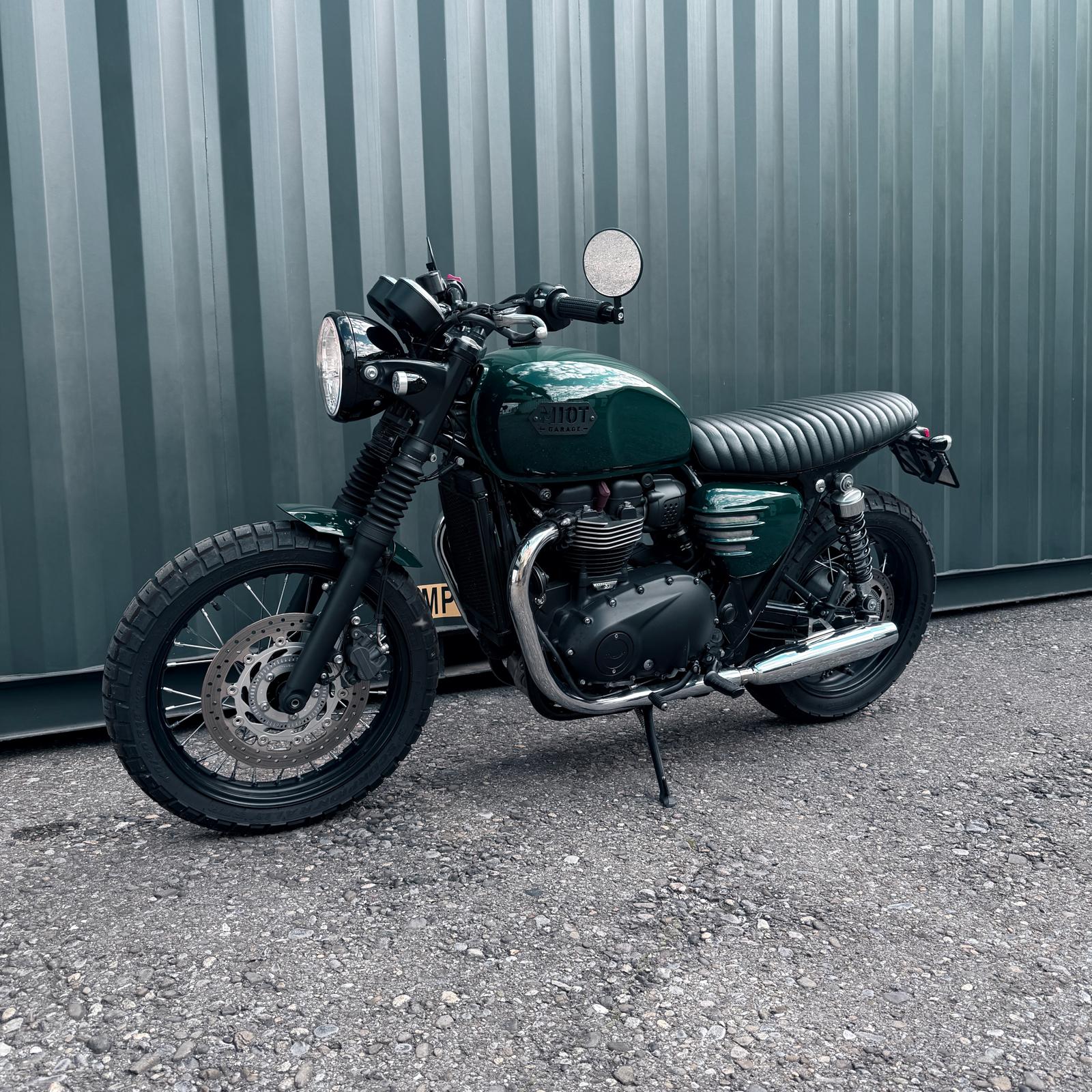 TRIUMPH Bonneville 900 T 100 ABS-showroom-element-3