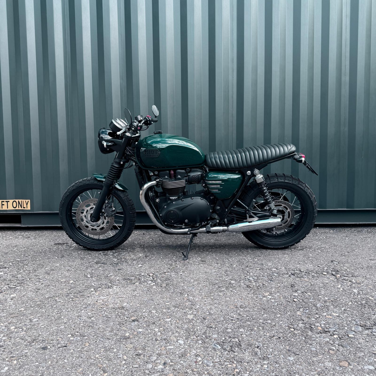 TRIUMPH Bonneville 900 T 100 ABS-showroom-element-1