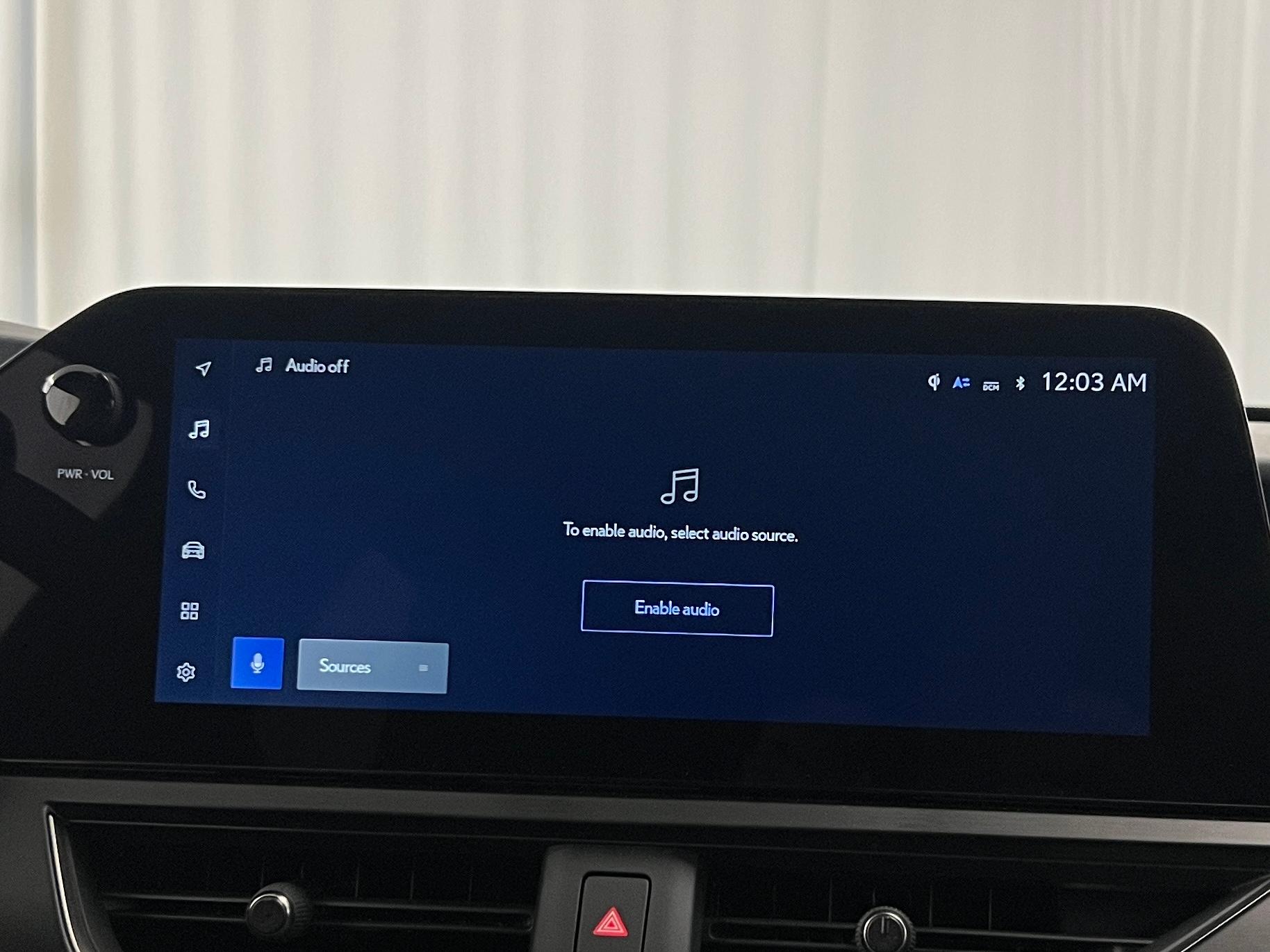 LEXUS UX 300h Excellence-image-5