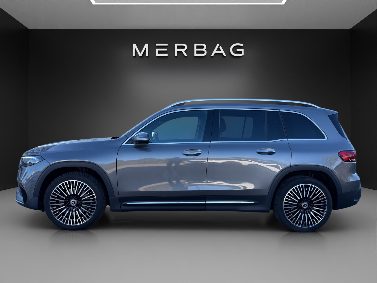 MERCEDES-BENZ EQB 350 4Matic-image-2
