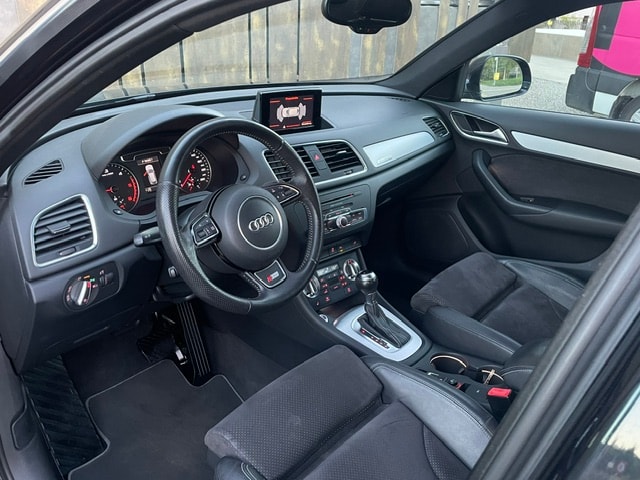 AUDI Q3 2.0 TDI quattro S-tronic-image-14