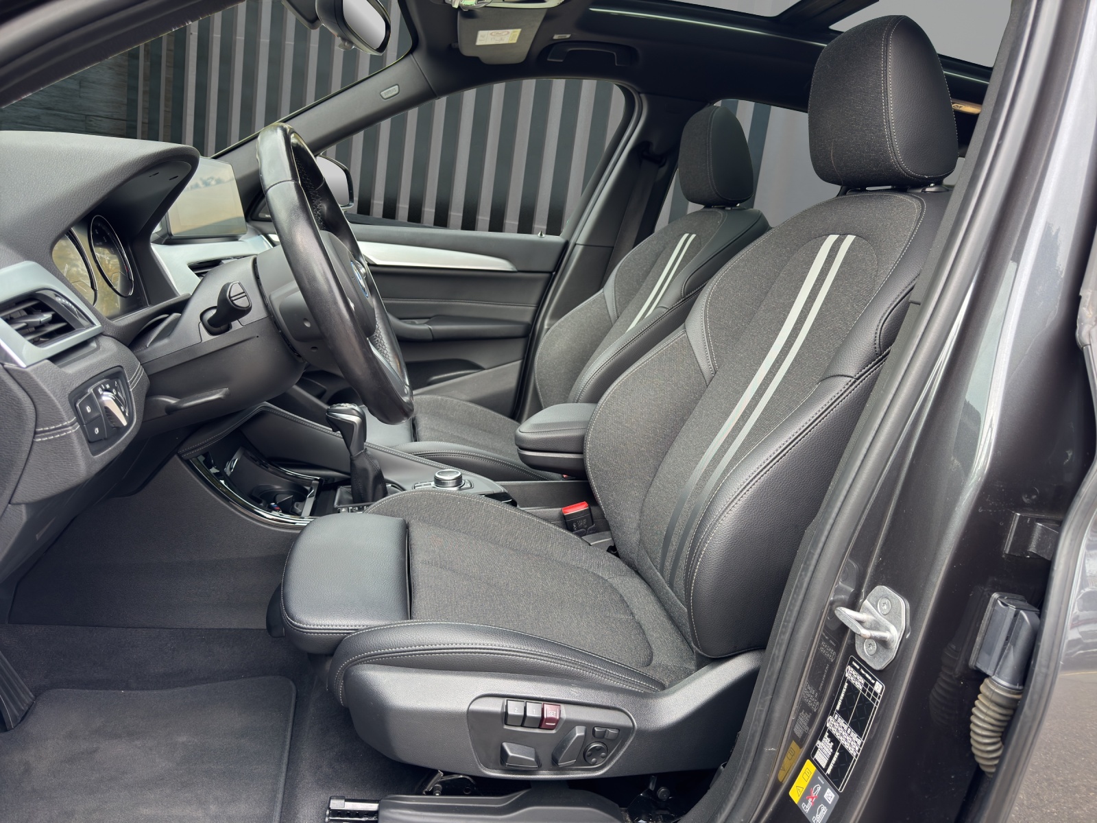 BMW 25e xDrive M SPORTPAKET-image-17