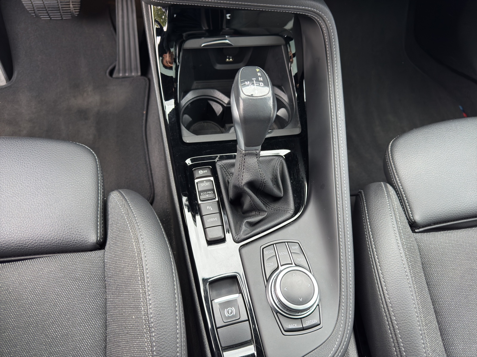BMW 25e xDrive M SPORTPAKET-image-14