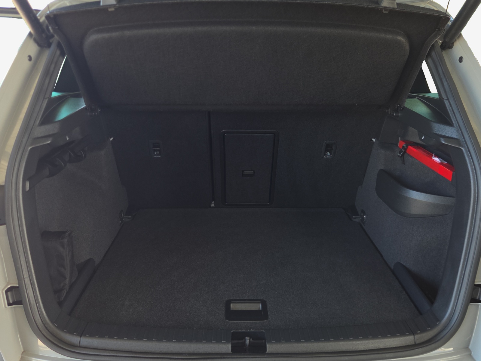SKODA Karoq 2.0 TSI SportLine 4x4 DSG-image-12