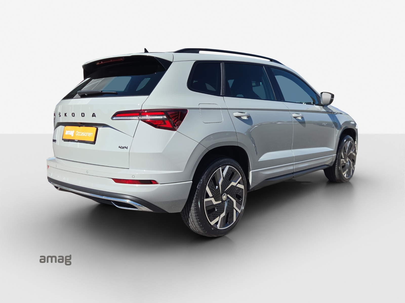 SKODA Karoq 2.0 TSI SportLine 4x4 DSG-image-4