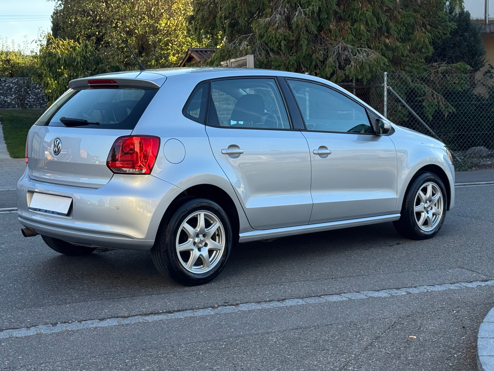 VW Polo 1.4 16V Highline-image-5