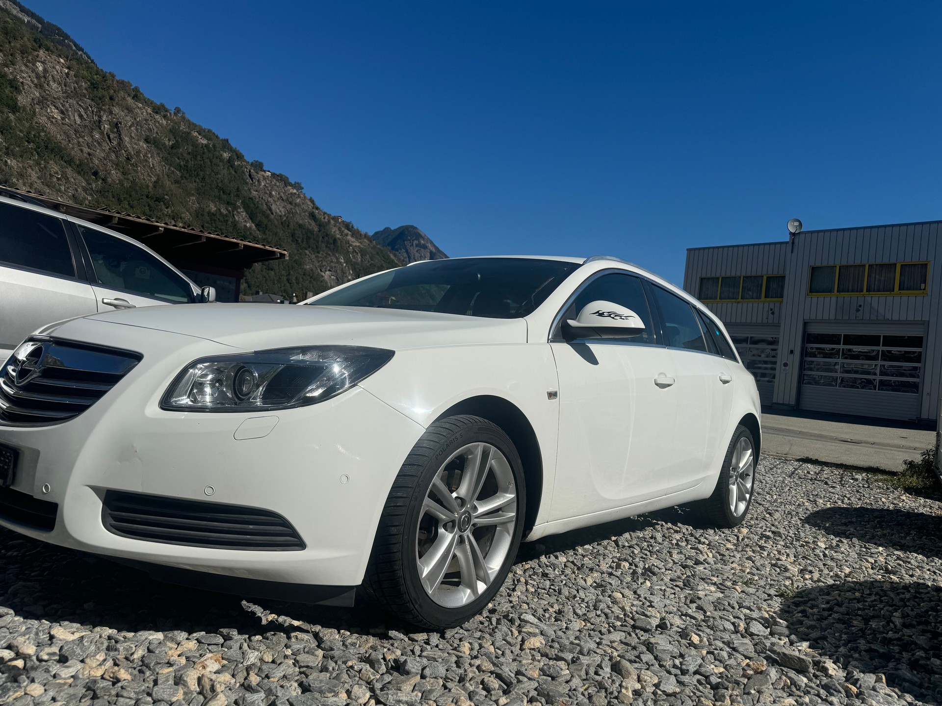 OPEL Insignia Sports Tourer 2.0 CDTI Active Edition-image-9