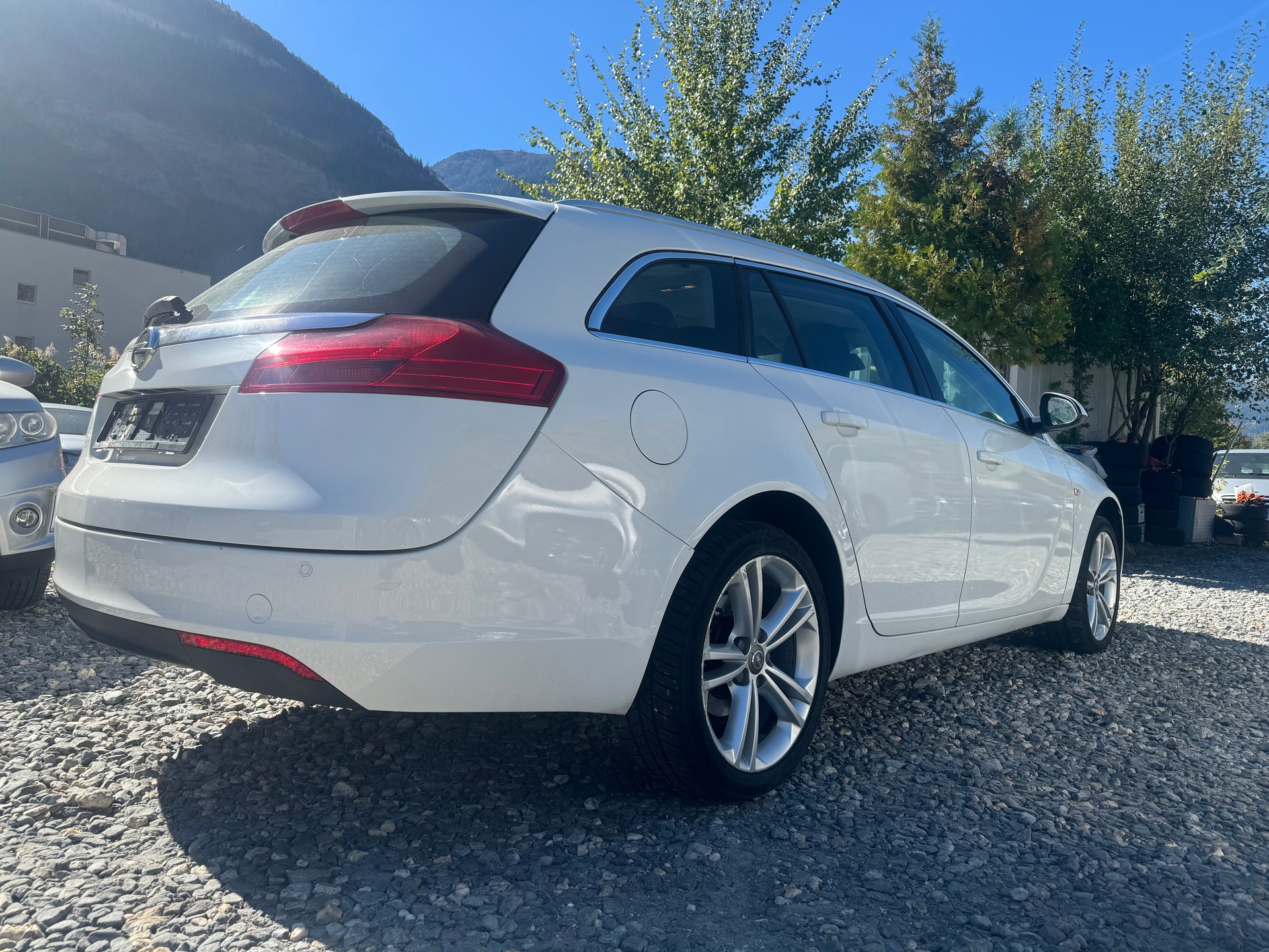 OPEL Insignia Sports Tourer 2.0 CDTI Active Edition-image-5