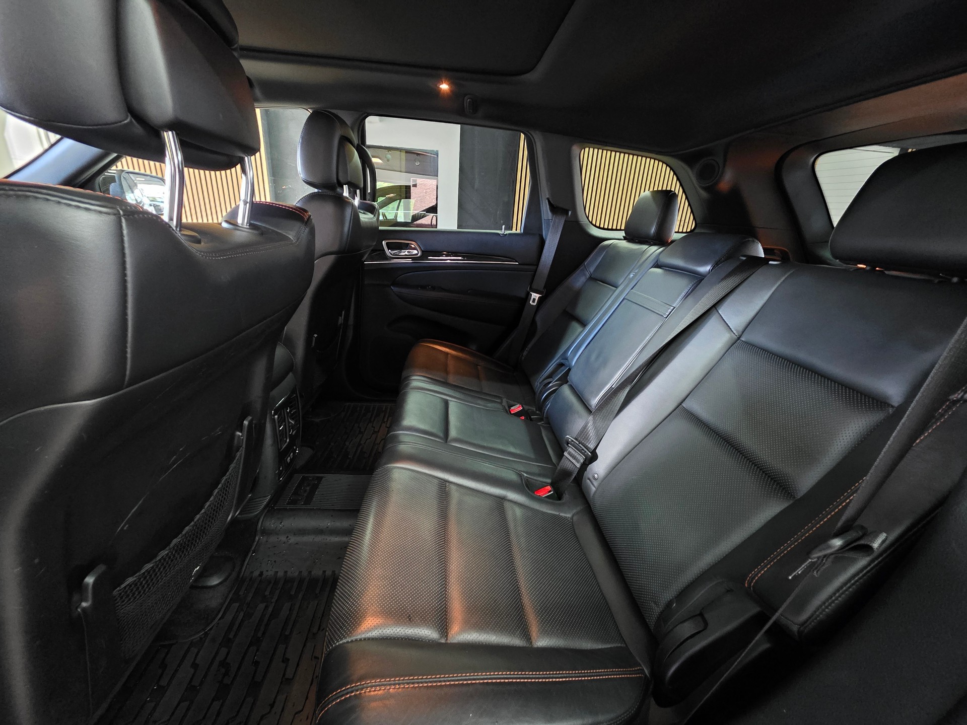 JEEP Grand Cherokee 3.0 CRD 75th Anniversary Automatic-image-17