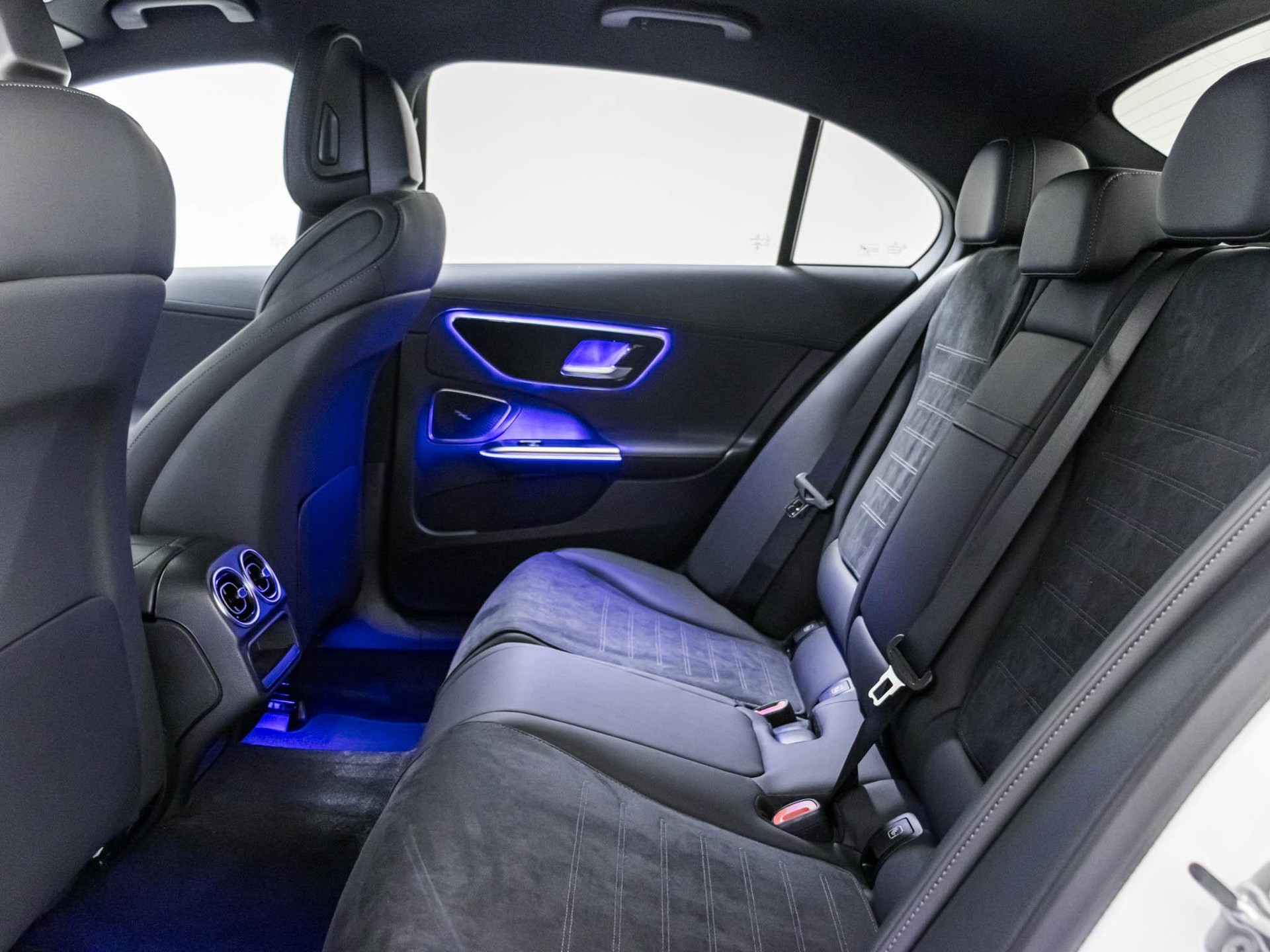 MERCEDES-BENZ C 220 d 4MATIC Swiss Star-image-7