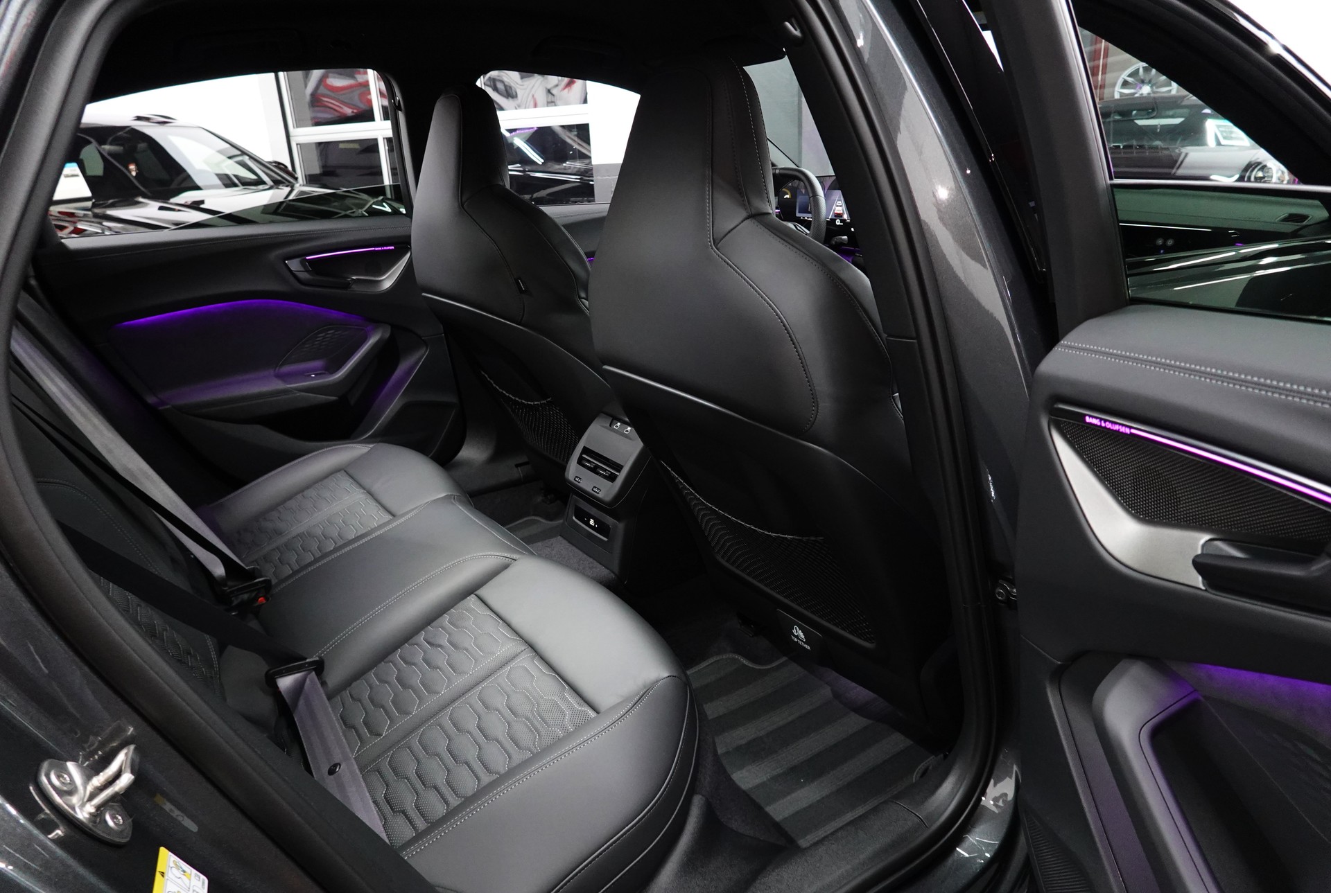 AUDI RS5 LIMOUSINE TFSI 470 kW TIPTRONIC QUATTRO NEW LOW RS5-image-53
