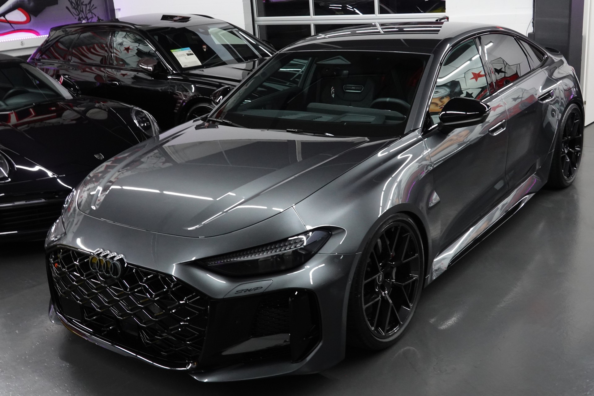 AUDI RS5 LIMOUSINE TFSI 470 kW TIPTRONIC QUATTRO NEW LOW RS5-image-2