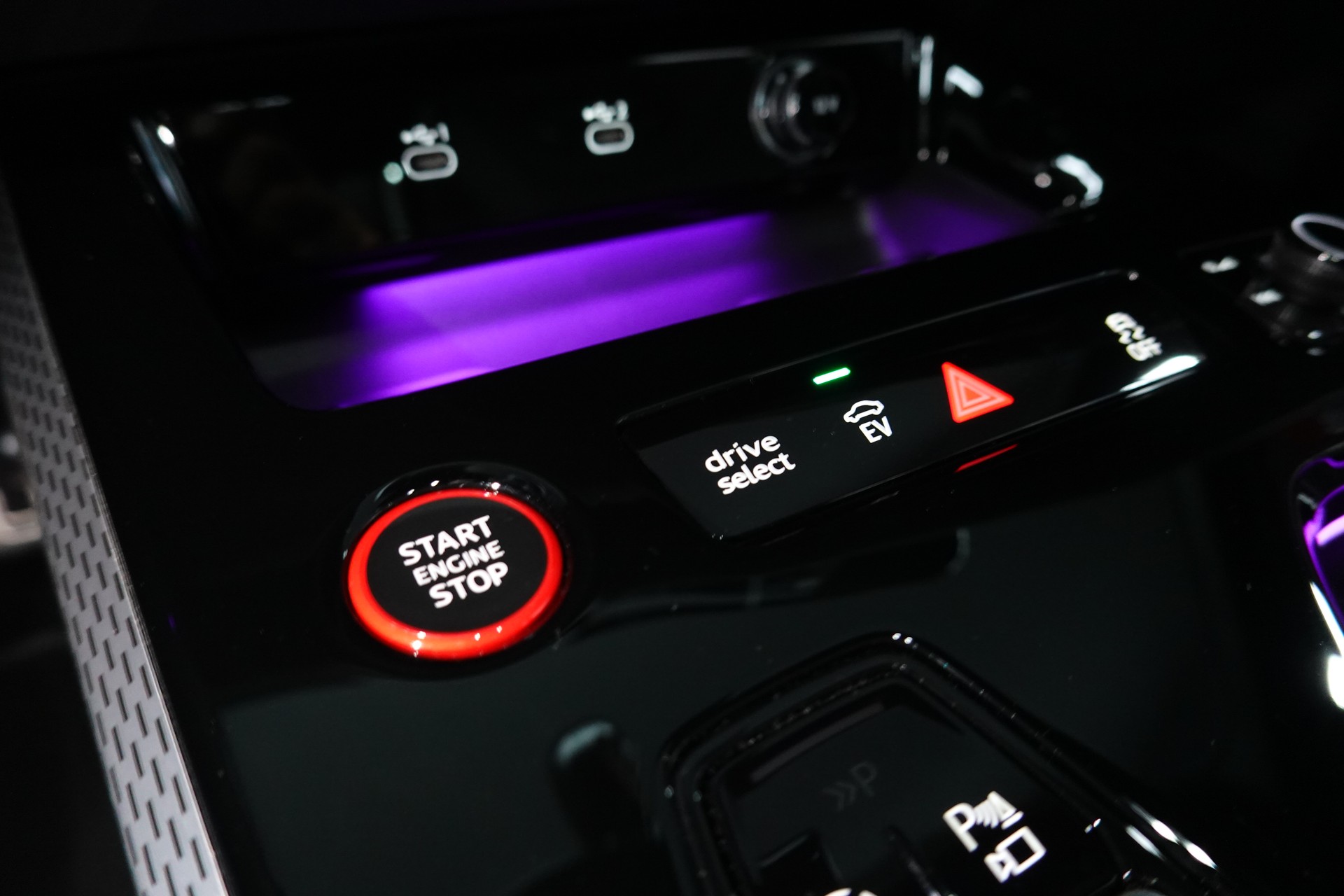 AUDI RS5 LIMOUSINE TFSI 470 kW TIPTRONIC QUATTRO NEW LOW RS5-image-38