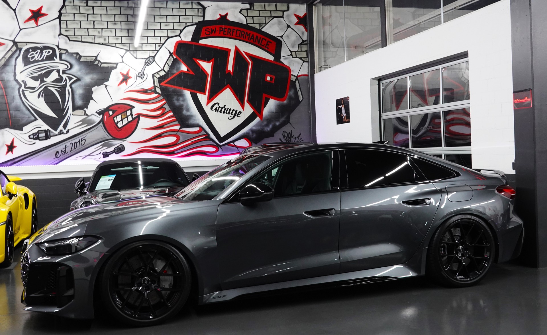 AUDI RS5 LIMOUSINE TFSI 470 kW TIPTRONIC QUATTRO NEW LOW RS5-image-1