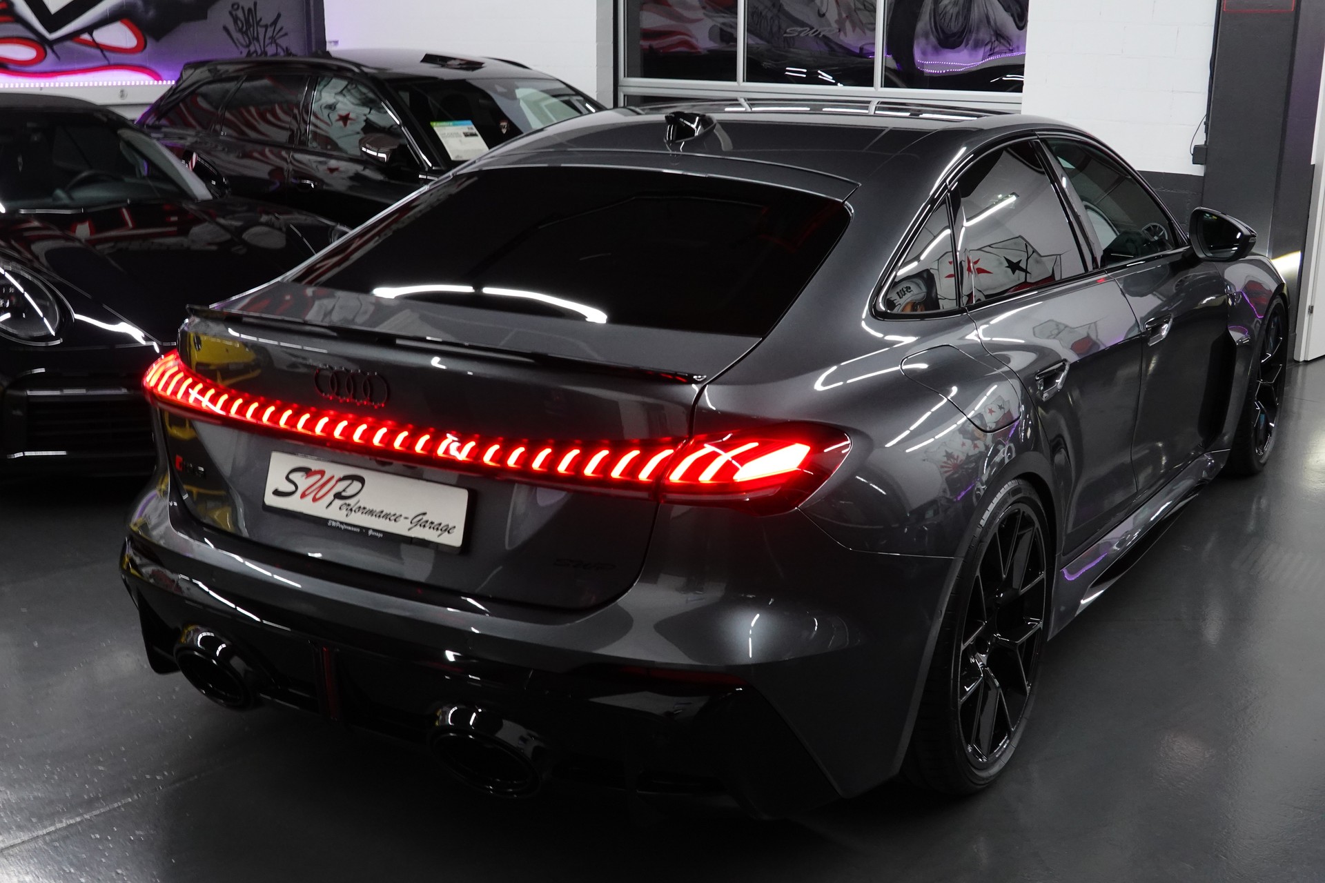 AUDI RS5 LIMOUSINE TFSI 470 kW TIPTRONIC QUATTRO NEW LOW RS5-image-29