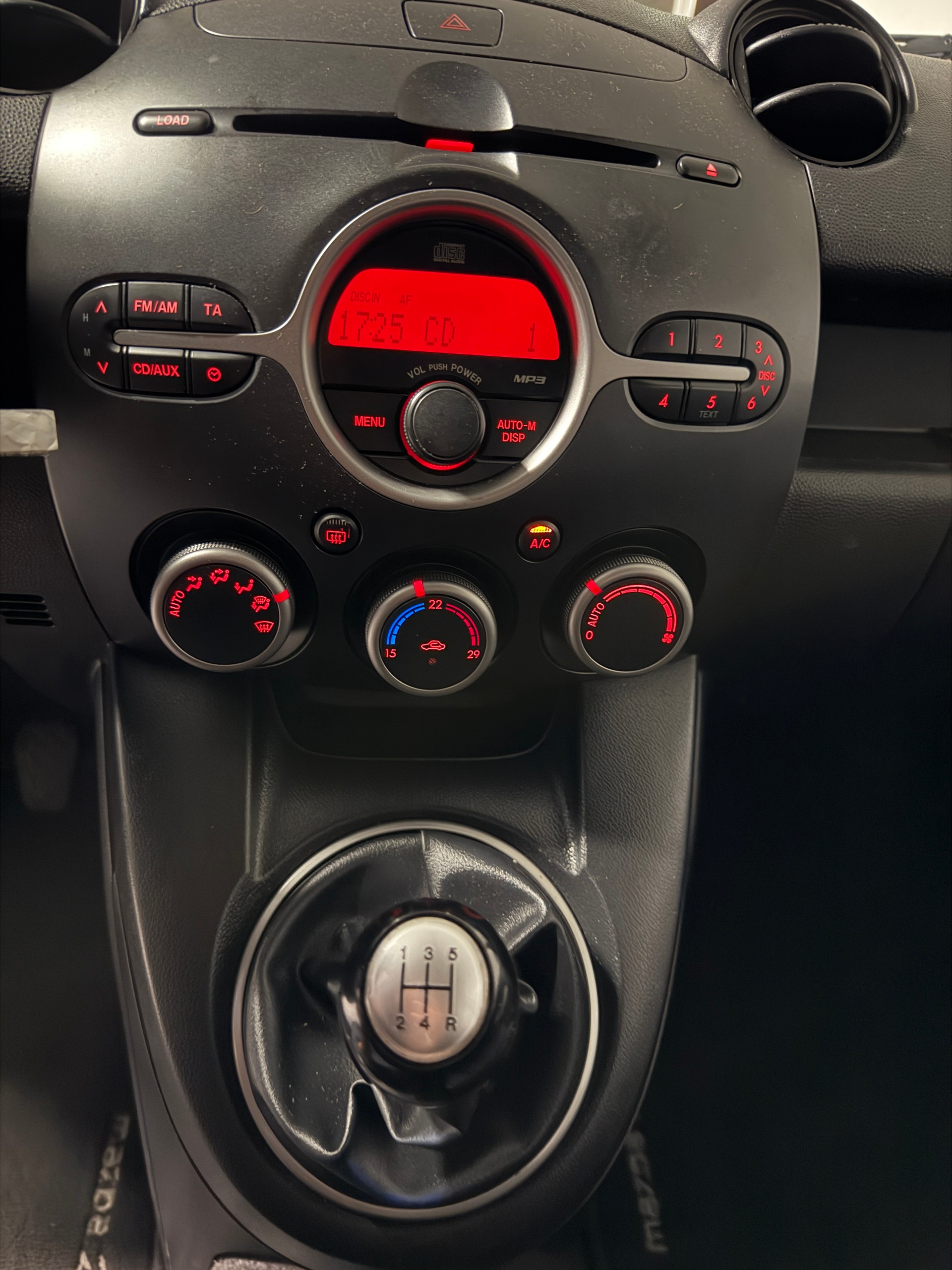 MAZDA 2 1.5i 16V Sport-image-14